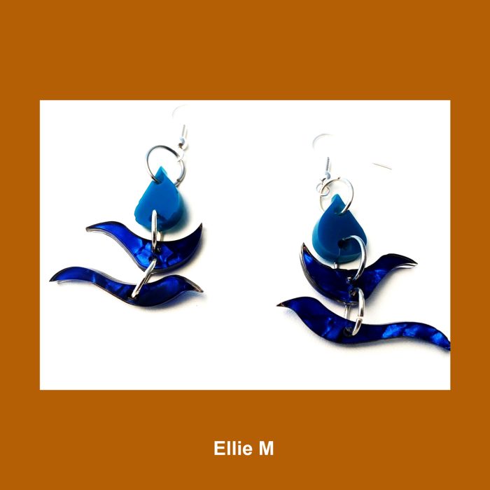 Blue birds earrings.